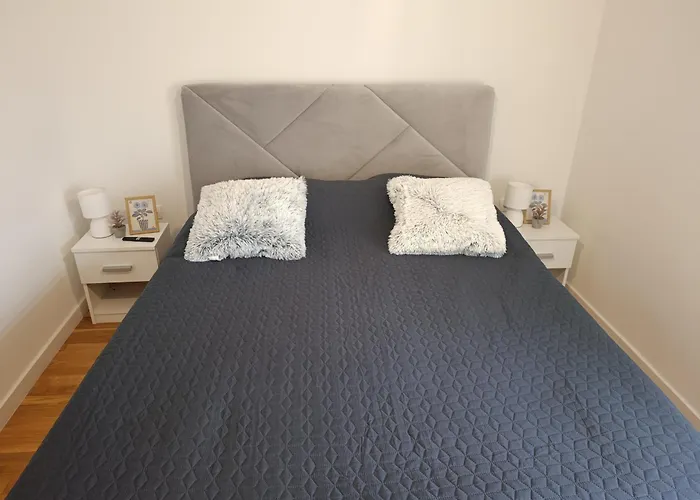 Anateo Istocno Sarajevo *